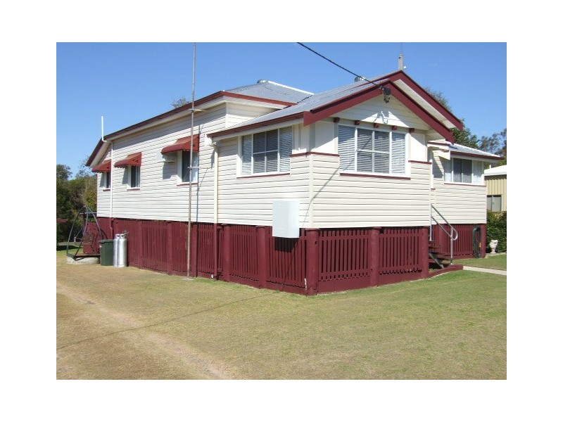 22 Collingwood Street, Proston QLD 4613