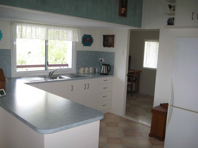 22 Collingwood Street, Proston QLD 4613