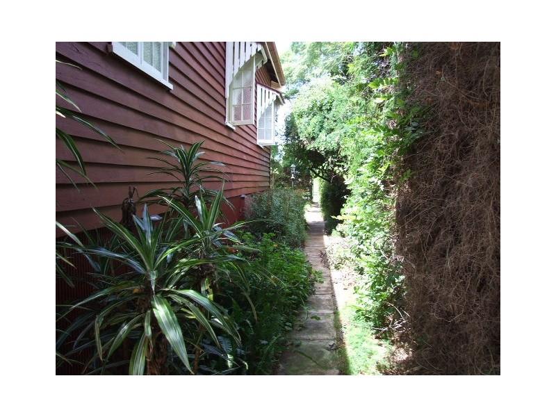 24-26 Frederick Street, Wooroolin QLD 4608