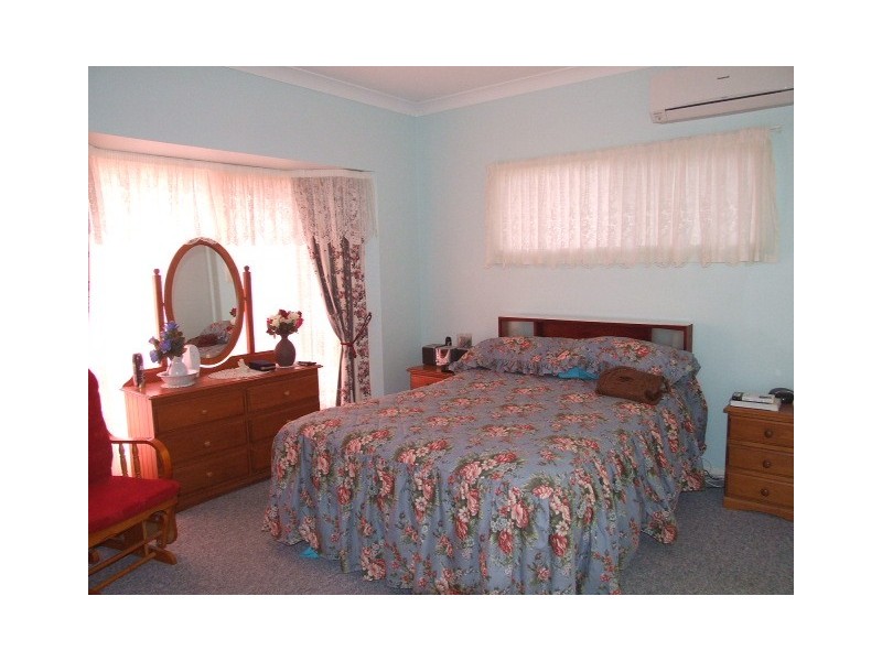 32 Burns Crescent, Wondai QLD 4606