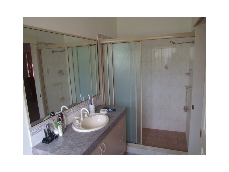 32 Burns Crescent, Wondai QLD 4606