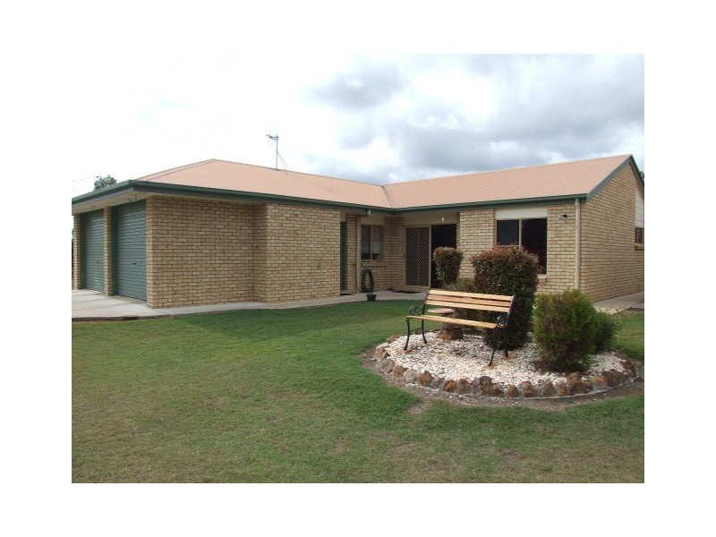 32 Burns Crescent, Wondai QLD 4606