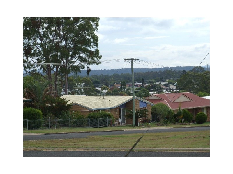 32 Burns Crescent, Wondai QLD 4606