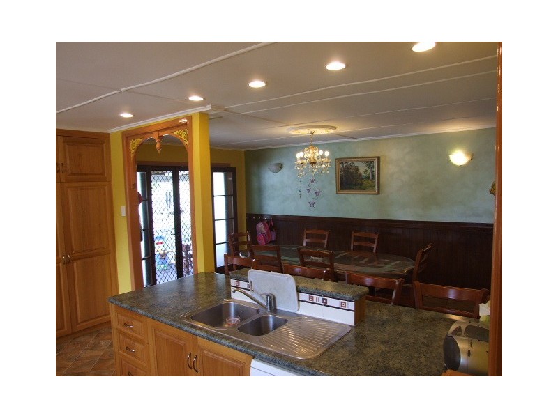 17 Haly Street, Wondai QLD 4606