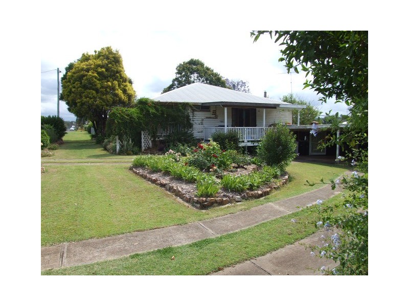17 Haly Street, Wondai QLD 4606