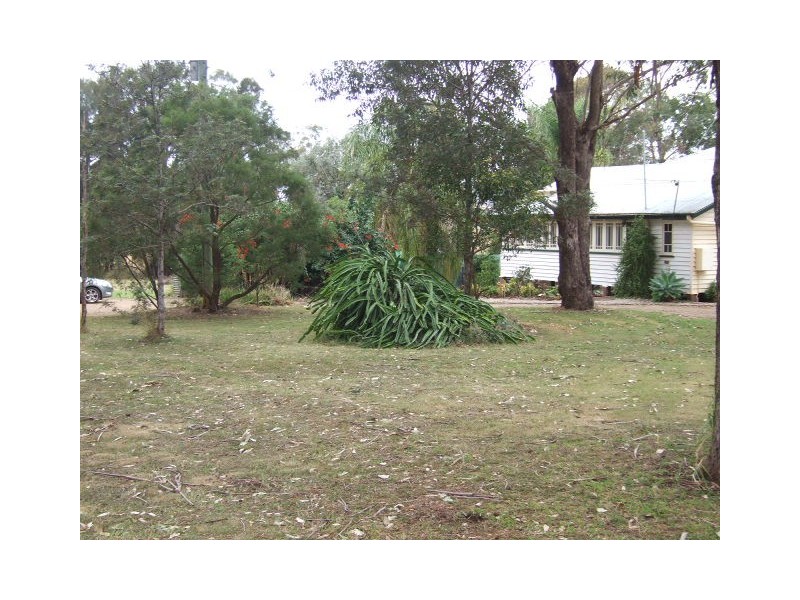 40 Tingoora Cemetry Road, Tingoora QLD 4608