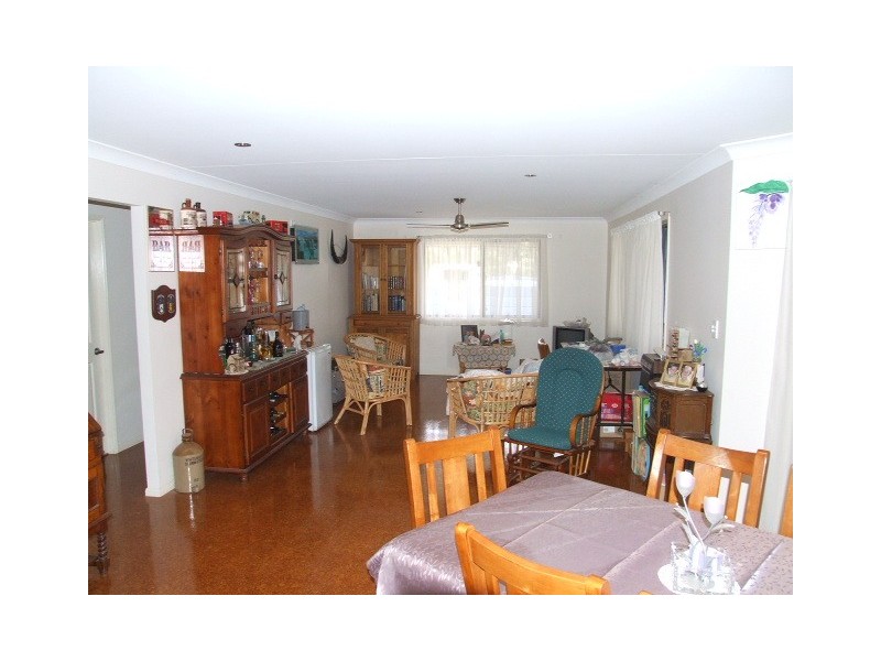 4 Hustons Road, Wondai QLD 4606