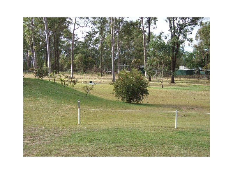 4 Hustons Road, Wondai QLD 4606