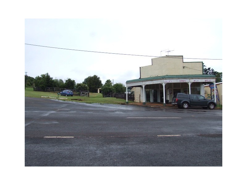 8 Hams Street, Tingoora QLD 4608