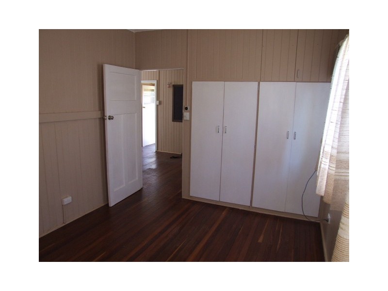 16 Thompson Street, Murgon QLD 4605