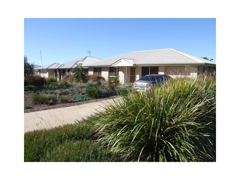 10 Grant Crescent, Wondai QLD 4606