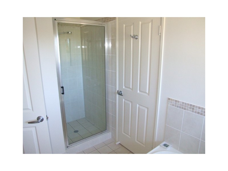 10 Grant Crescent, Wondai QLD 4606