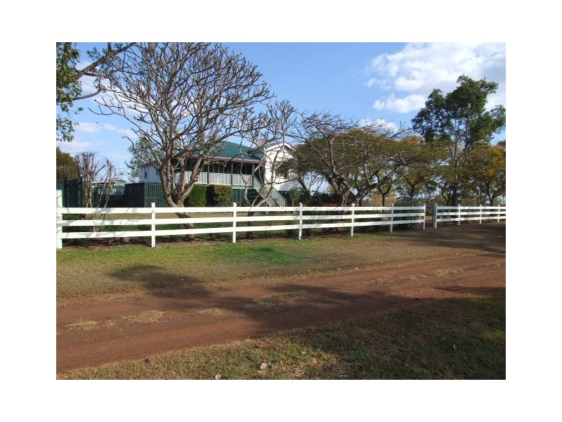 536 Middle Road, Proston QLD 4613