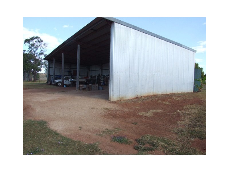 536 Middle Road, Proston QLD 4613