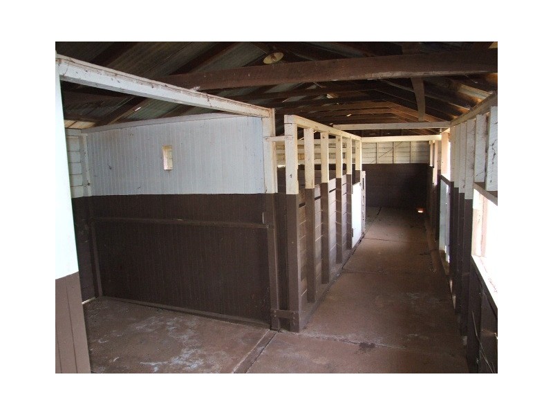 496 Wooden Hut Road, Inverlaw QLD 4610