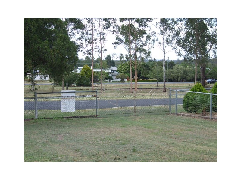 156 MacKenzie Street, Wondai QLD 4606