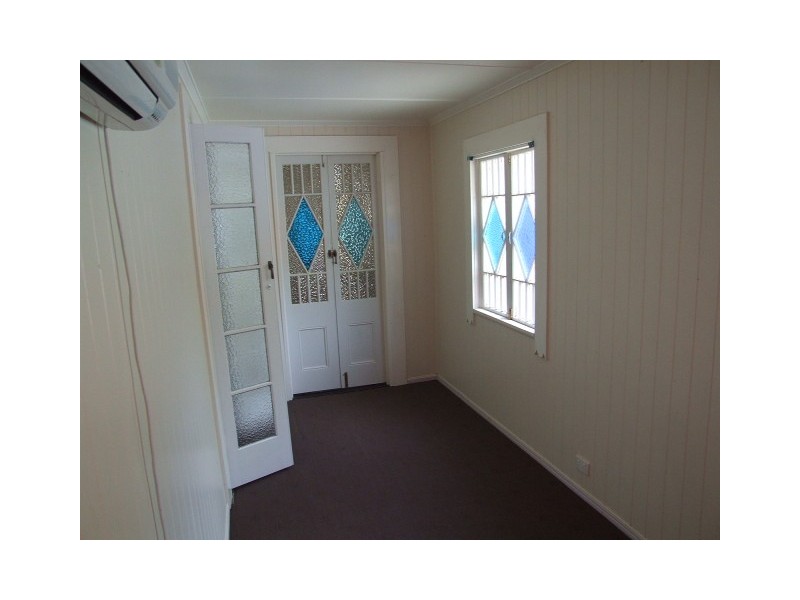 128 MacKenzie Street, Wondai QLD 4606