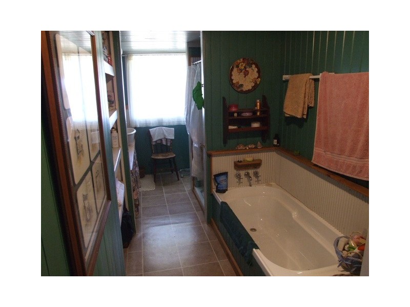 9 Howard Lane, Proston QLD 4613