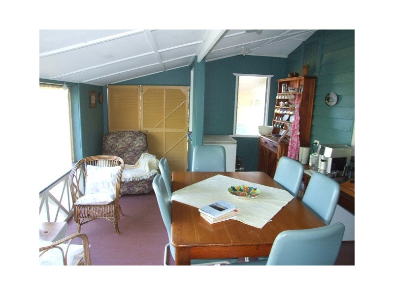 9 Howard Lane, Proston QLD 4613