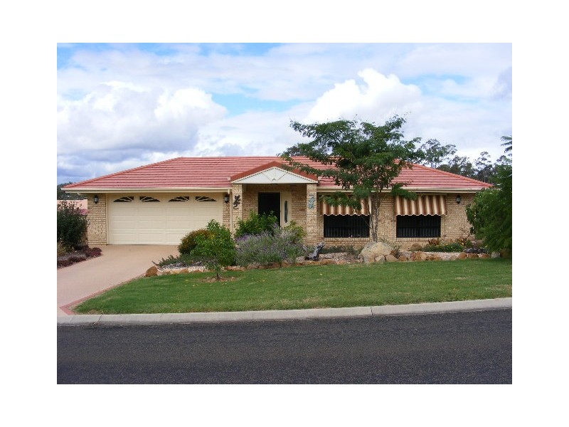 2 Grant Crescent, Wondai QLD 4606