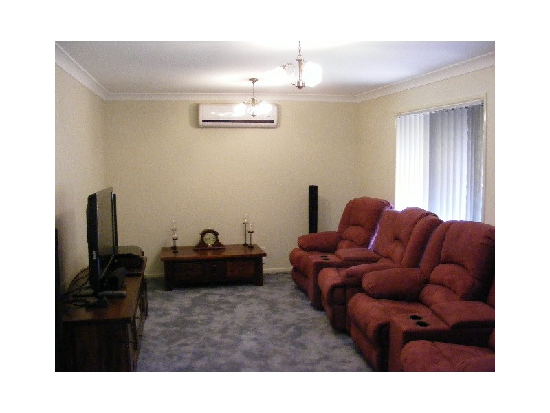 2 Grant Crescent, Wondai QLD 4606