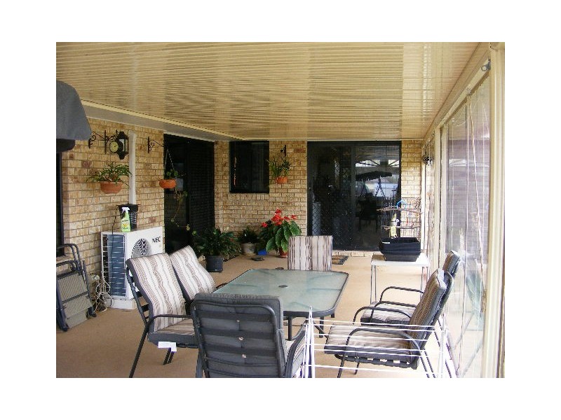 2 Grant Crescent, Wondai QLD 4606