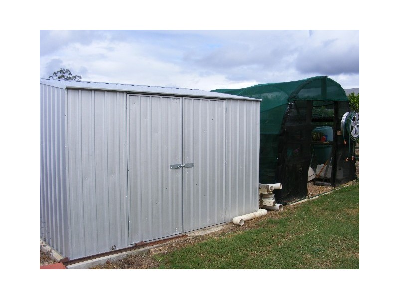 2 Grant Crescent, Wondai QLD 4606