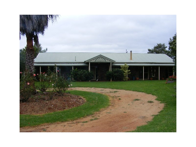 52 Levers Road, Murgon QLD 4605