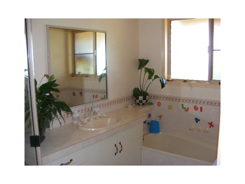 52 Levers Road, Murgon QLD 4605