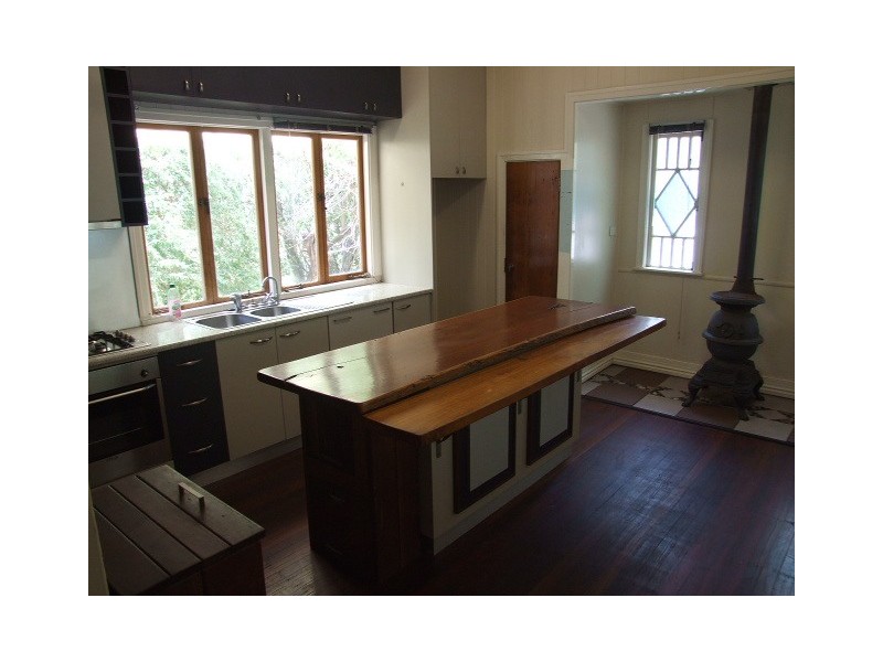 128 MacKenzie Street, Wondai QLD 4606