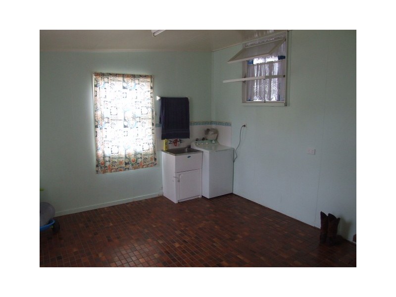 70 Pring Street, Wondai QLD 4606