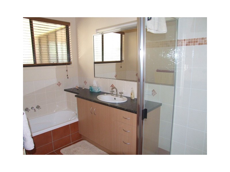 90 Hustons Road, Wondai QLD 4606