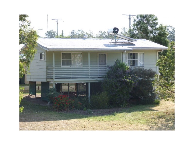 2 Burns Crescent, Wondai QLD 4606