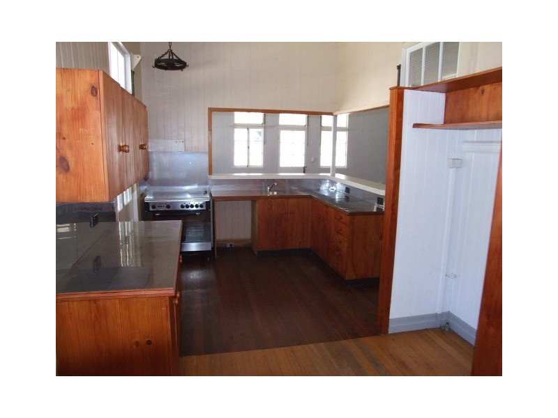 100 Bramston Street, Wondai QLD 4606