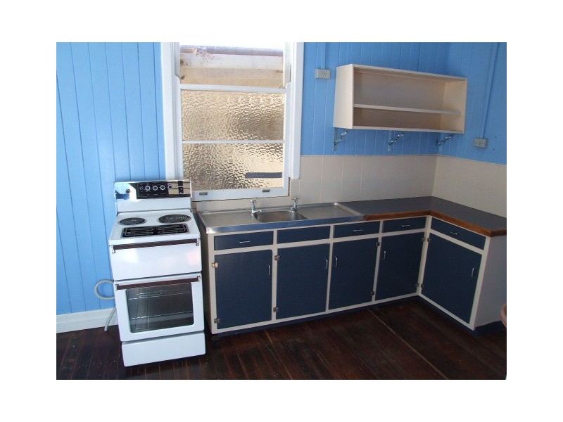 100 Bramston Street, Wondai QLD 4606