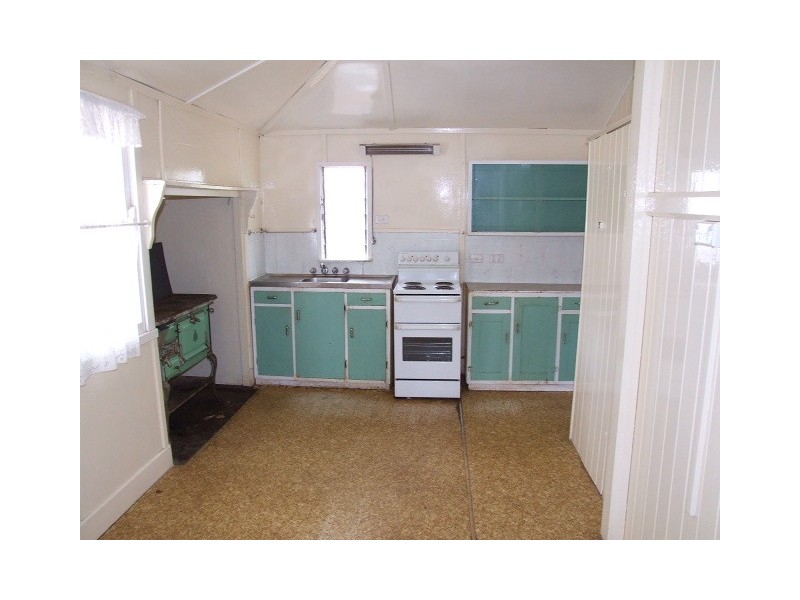 53 Scott Street, Wondai QLD 4606