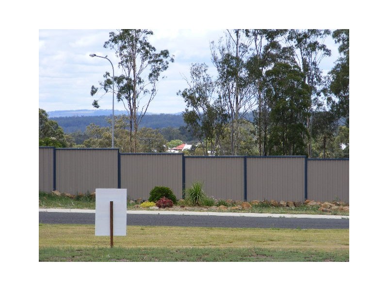 41 Grant Crescent, Wondai QLD 4606
