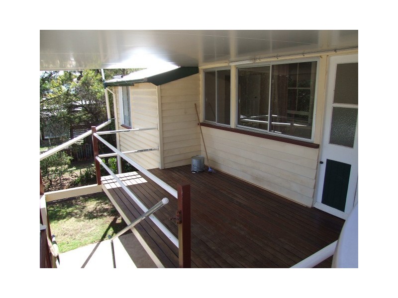 65 Edwards Street, Wondai QLD 4606