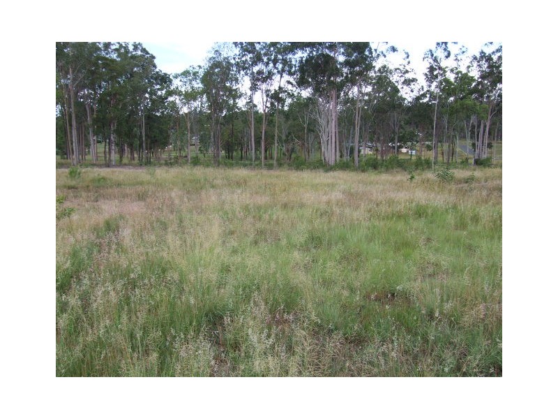 9 Grant Crescent, Wondai QLD 4606