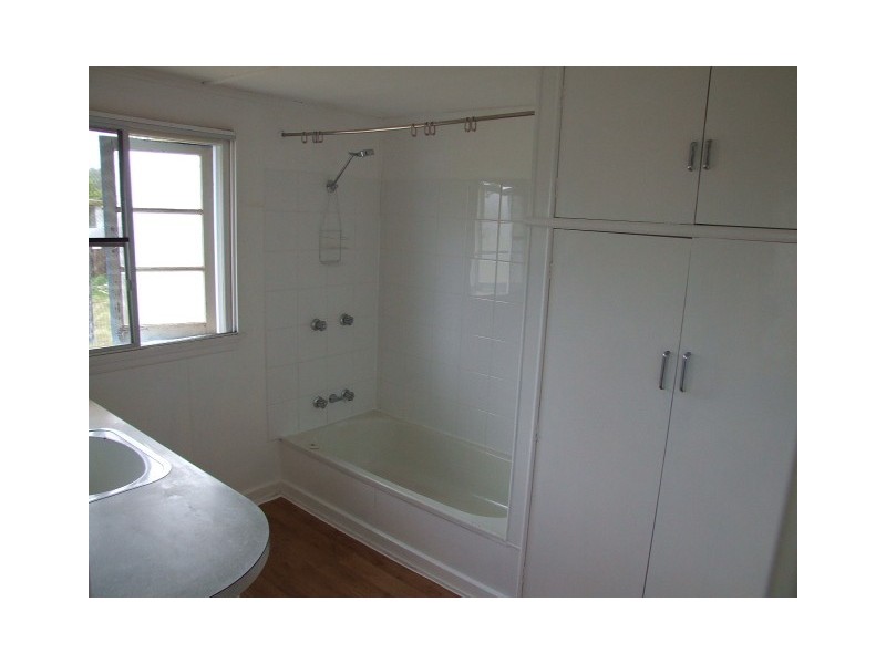 26 Greenview Road, Wondai QLD 4606