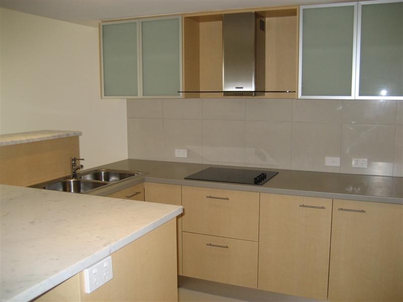 4/51 Grand Parade, Kawana Island QLD 4575