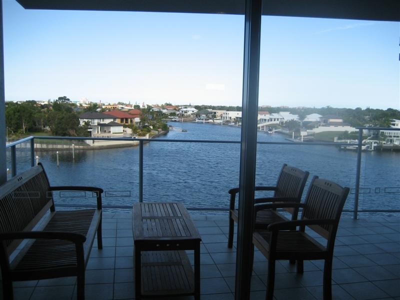 44/51 Grand Parade, Kawana Island QLD 4575