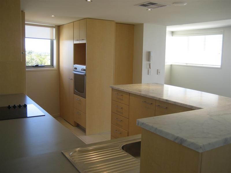 13/51 Grand Parade, Kawana Island QLD 4575