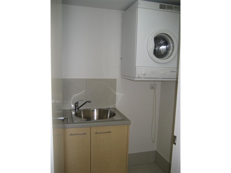 5/51 Grand Parade, Kawana Island QLD 4575