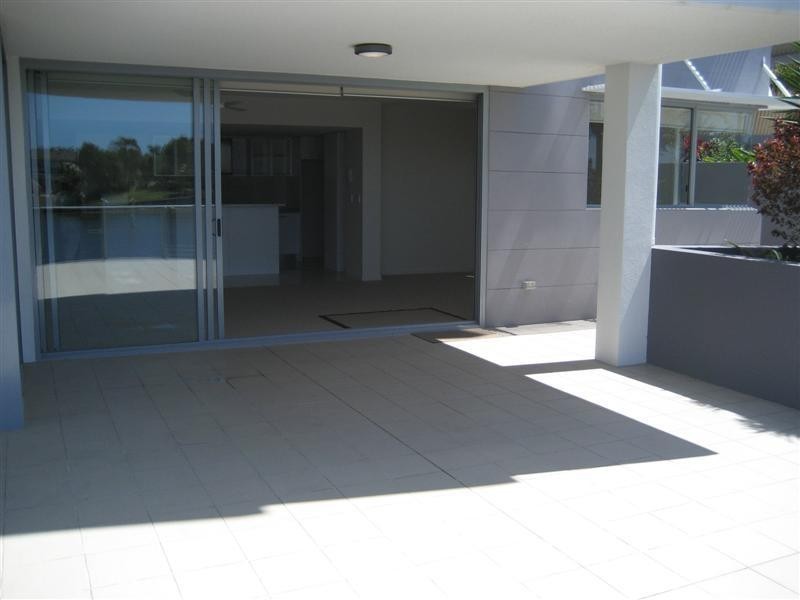 7/51 Grand Parade, Kawana Island QLD 4575