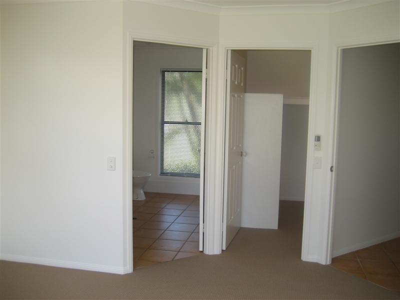 20 Shipyard Crt, Noosa Waters QLD 4566