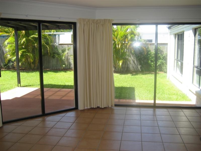 20 Shipyard Crt, Noosa Waters QLD 4566