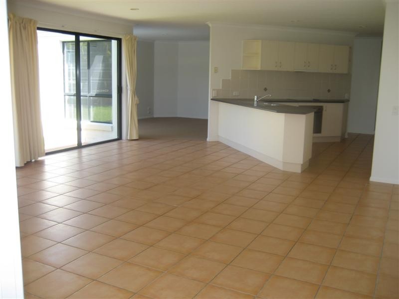 20 Shipyard Crt, Noosa Waters QLD 4566