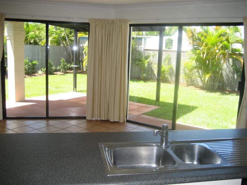 20 Shipyard Crt, Noosa Waters QLD 4566