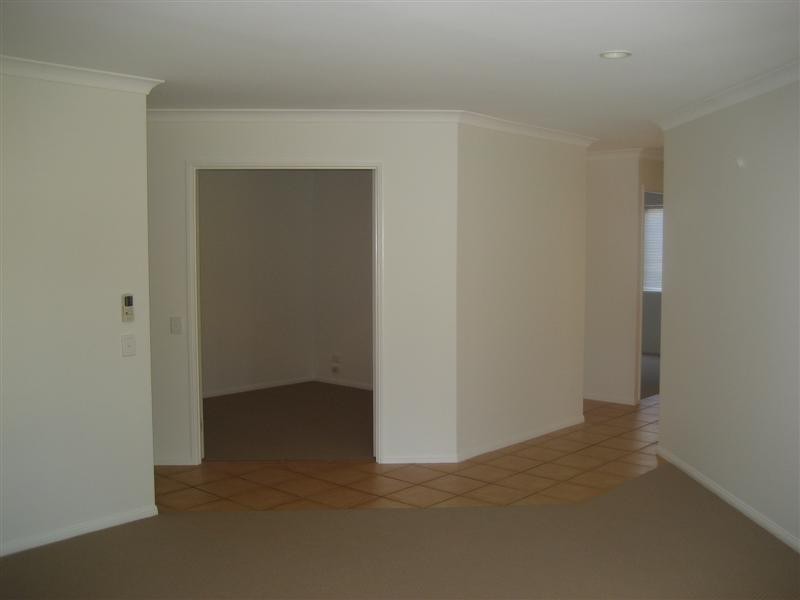 20 Shipyard Crt, Noosa Waters QLD 4566